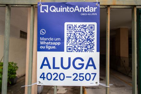 Apartamento para alugar com 60m², 2 quartos e sem vaga Apartamento para alugar com 60m², 2 quartos e sem vagaPlaca