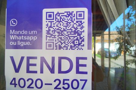 Casa de condomínio à venda com 70m², 3 quartos e 2 vagasQR Code