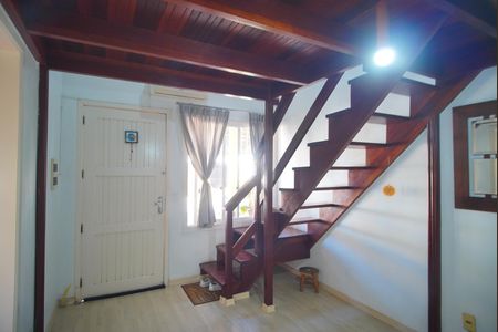 Sala de casa de condomínio à venda com 3 quartos, 46m² em Jardim Dona Leopoldina, Porto Alegre