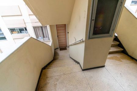 Apartamento para alugar com 43m², 2 quartos e 1 vagaÁrea comum - Escadas