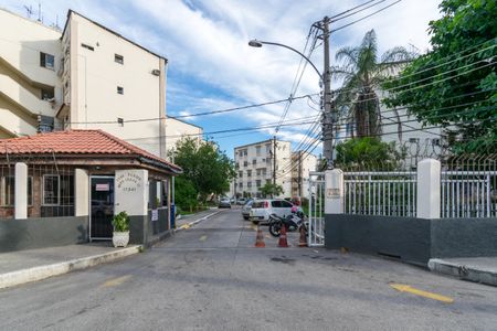 Apartamento para alugar com 43m², 2 quartos e 1 vagaFachada do Condomínio