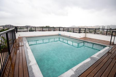 Apartamento para alugar com 62m², 2 quartos e 1 vagaÁrea comum - Piscina