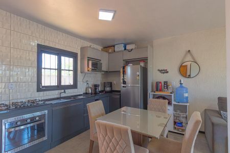 Sala/Cozinha de casa à venda com 1 quarto, 296m² em Guajuviras, Canoas