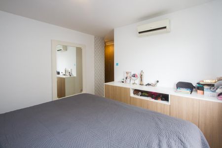 Apartamento à venda com 210m², 4 quartos e 4 vagas