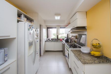 Apartamento à venda com 210m², 4 quartos e 4 vagas
