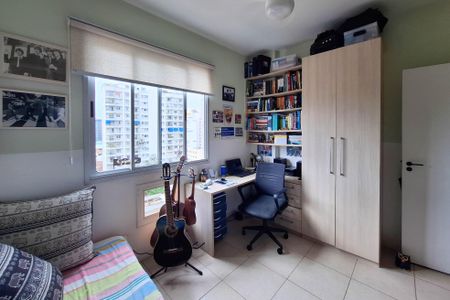 Apartamento à venda com 75m², 2 quartos e 2 vagasQuarto 1