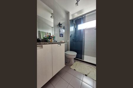 Apartamento à venda com 75m², 2 quartos e 2 vagasBanheiro Social