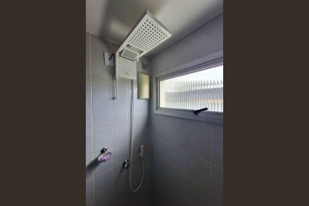 Apartamento à venda com 75m², 2 quartos e 2 vagasBanheiro Social