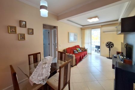 Sala de apartamento à venda com 2 quartos, 75m² em Santa Rosa, Niterói