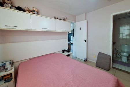 Apartamento à venda com 75m², 2 quartos e 2 vagasSuíte 1