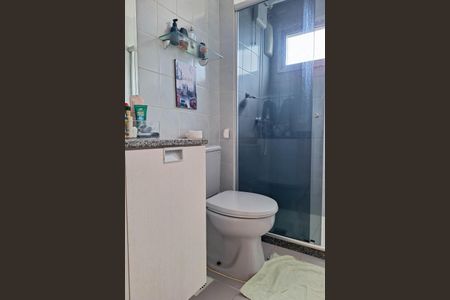 Apartamento à venda com 75m², 2 quartos e 2 vagasBanheiro Social