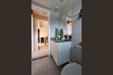 Apartamento à venda com 75m², 2 quartos e 2 vagasBanheiro Social