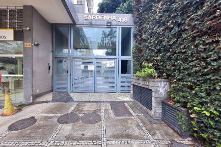 Apartamento à venda com 75m², 2 quartos e 2 vagasFachada