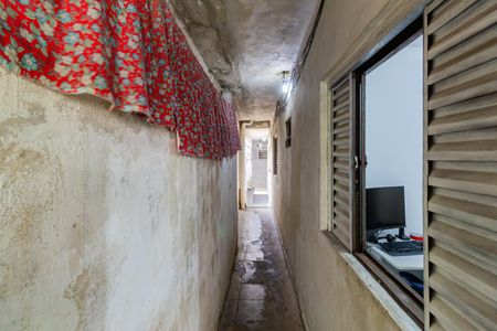 Casa à venda com 400m², 5 quartos e 1 vaga Casa à venda com 400m², 5 quartos e 1 vagaCorredor