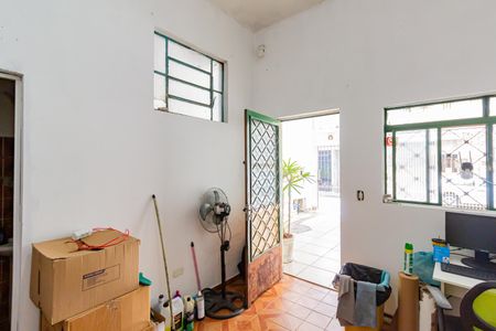 Casa à venda com 400m², 5 quartos e 1 vaga Casa à venda com 400m², 5 quartos e 1 vagaEscritório