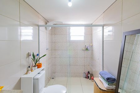 Casa à venda com 400m², 5 quartos e 1 vaga Casa à venda com 400m², 5 quartos e 1 vagaBanheiro 2