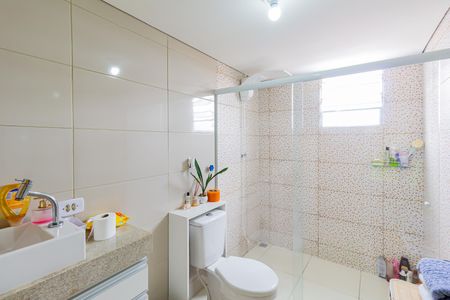 Casa à venda com 400m², 5 quartos e 1 vaga Casa à venda com 400m², 5 quartos e 1 vagaBanheiro 2