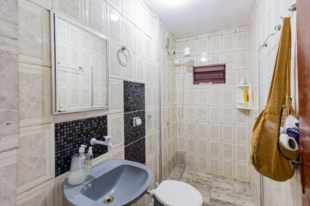 Casa à venda com 400m², 5 quartos e 1 vaga Casa à venda com 400m², 5 quartos e 1 vagaBanheiro Corredor