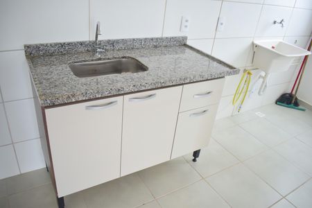 Apartamento para alugar com 48m², 2 quartos e 1 vagaCozinha - Armários
