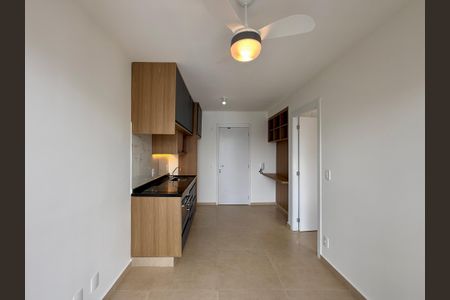 Sala de apartamento para alugar com 1 quarto, 27m² em Campo Belo, São Paulo