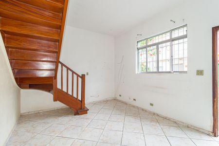 Casa de condomínio à venda com 85m², 2 quartos e 1 vagaSala