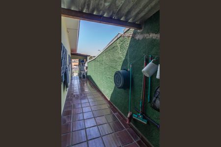 Casa à venda com 160m², 3 quartos e 2 vagasÁrea de Serviço