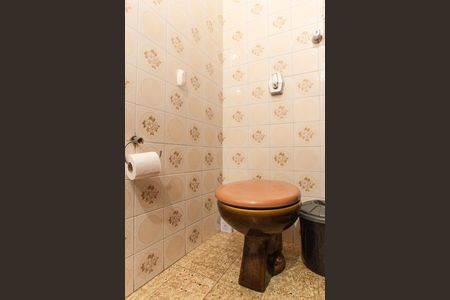 Casa à venda com 160m², 3 quartos e 2 vagasBanheiro