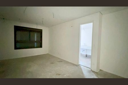 Apartamento à venda com 182m², 3 quartos e 2 vagasSuíte 2