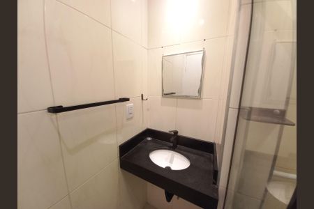 Apartamento para alugar com 100m², 2 quartos e 1 vaga Apartamento para alugar com 100m², 2 quartos e 1 vagaBanheiro da Suíte 2