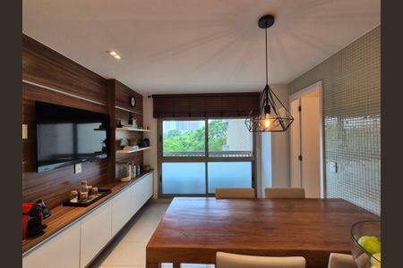 Apartamento à venda com 260m², 4 quartos e 3 vagasCozinha 