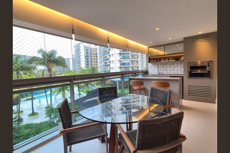 Varanda  de apartamento à venda com 4 quartos, 260m² em Barra da Tijuca, Rio de Janeiro