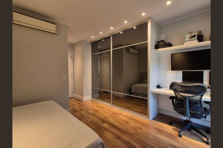 Apartamento à venda com 260m², 4 quartos e 3 vagasSuíte 4