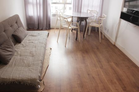 Sala de apartamento para alugar com 1 quarto, 50m² em Aparecida, Santos