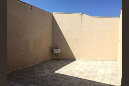 Casa para alugar com 54m², 2 quartos e 1 vagaVaranda