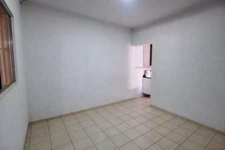 quarto 2 de casa para alugar com 2 quartos, 54m² em Vila Suissa, Mogi das Cruzes