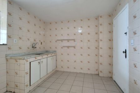 Apartamento para alugar com 83m², 2 quartos e 1 vagaCozinha