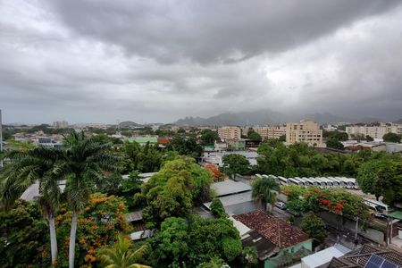 Apartamento para alugar com 83m², 2 quartos e 1 vagaVista