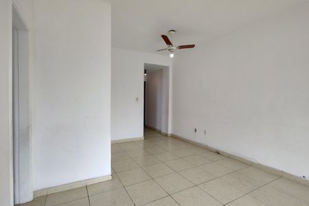 Apartamento para alugar com 83m², 2 quartos e 1 vagaSala