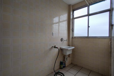 Apartamento para alugar com 83m², 2 quartos e 1 vagaÁrea de Serviço