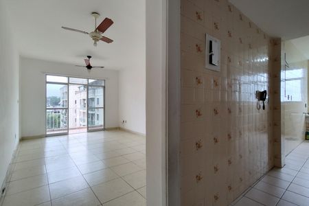 Apartamento para alugar com 83m², 2 quartos e 1 vagaSala