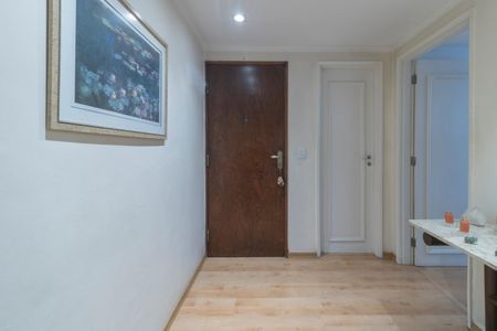 Apartamento para alugar com 175m², 3 quartos e 2 vagasEntrada