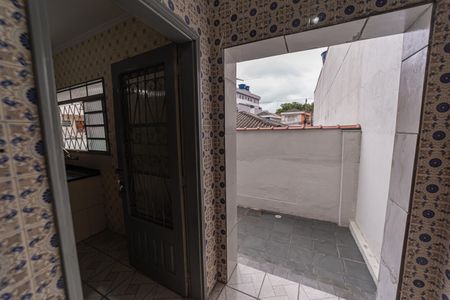 Casa para alugar com 38m², 1 quarto e 1 vagaÁrea de Serviço