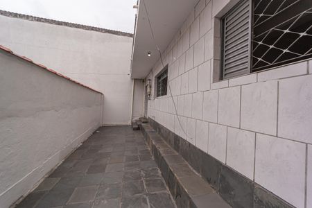 Casa para alugar com 38m², 1 quarto e 1 vagaÁrea de Serviço
