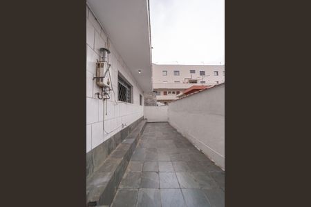 Casa para alugar com 38m², 1 quarto e 1 vagaÁrea de Serviço