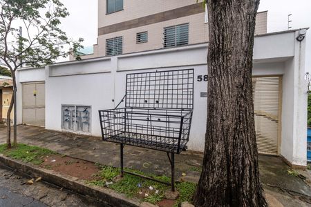 Apartamento para alugar com 50m², 2 quartos e 1 vaga Apartamento para alugar com 50m², 2 quartos e 1 vagaFachada