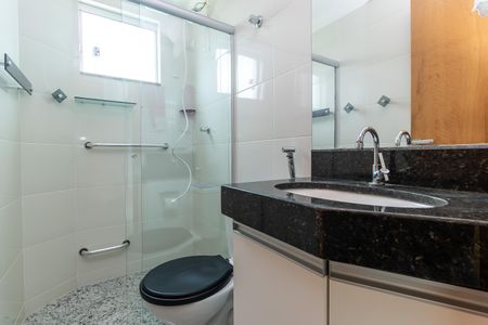 Apartamento para alugar com 50m², 2 quartos e 1 vaga Apartamento para alugar com 50m², 2 quartos e 1 vagaBanheiro