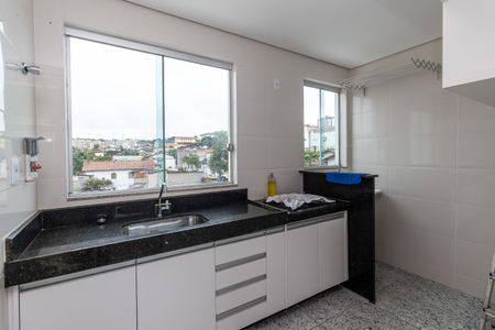 Apartamento para alugar com 50m², 2 quartos e 1 vaga Apartamento para alugar com 50m², 2 quartos e 1 vagaCozinha e Área de Serviço