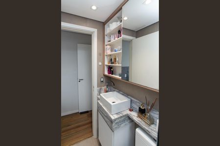 Apartamento à venda com 50m², 2 quartos e 1 vaga Apartamento à venda com 50m², 2 quartos e 1 vagaBanheiro da Suíte