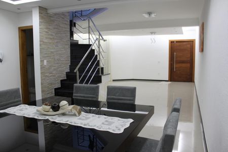 Cozinha de casa à venda com 3 quartos, 250m² em Europa, Contagem