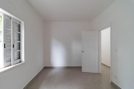 Casa para alugar com 459m², 4 quartos e 3 vagas Casa para alugar com 459m², 4 quartos e 3 vagasQuarto 2